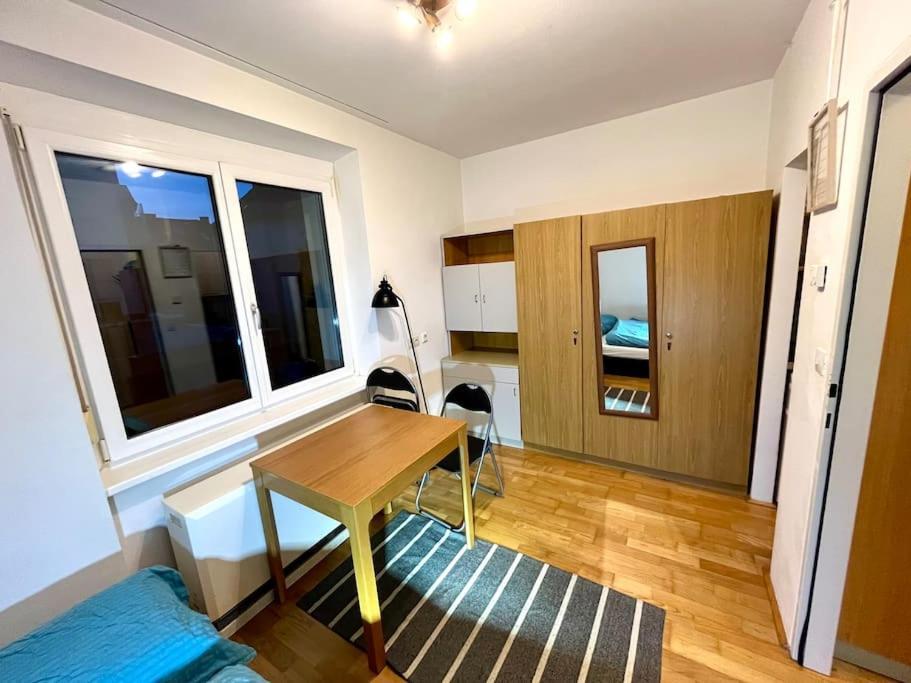 Mini Flat Apartment กราซ ภายนอก รูปภาพ